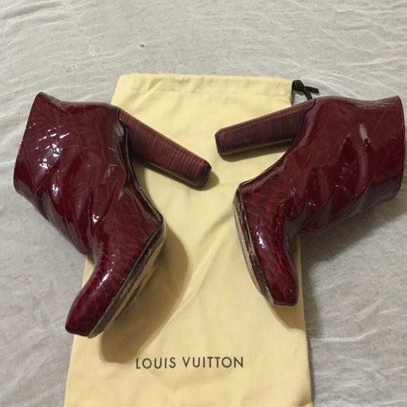 🎉HP🎉 LV Stunning-rare burgundy❤️! Booties! 💕 - Picture 2 of 4